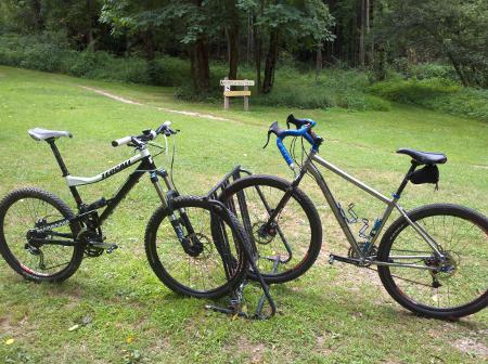 Teocali-Fargo-450 Mongoose Teocali Super and Salsa Fargo at Quail Hollow State Park