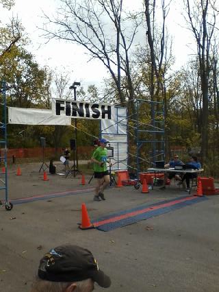 20171008-towpathmarathon-finish